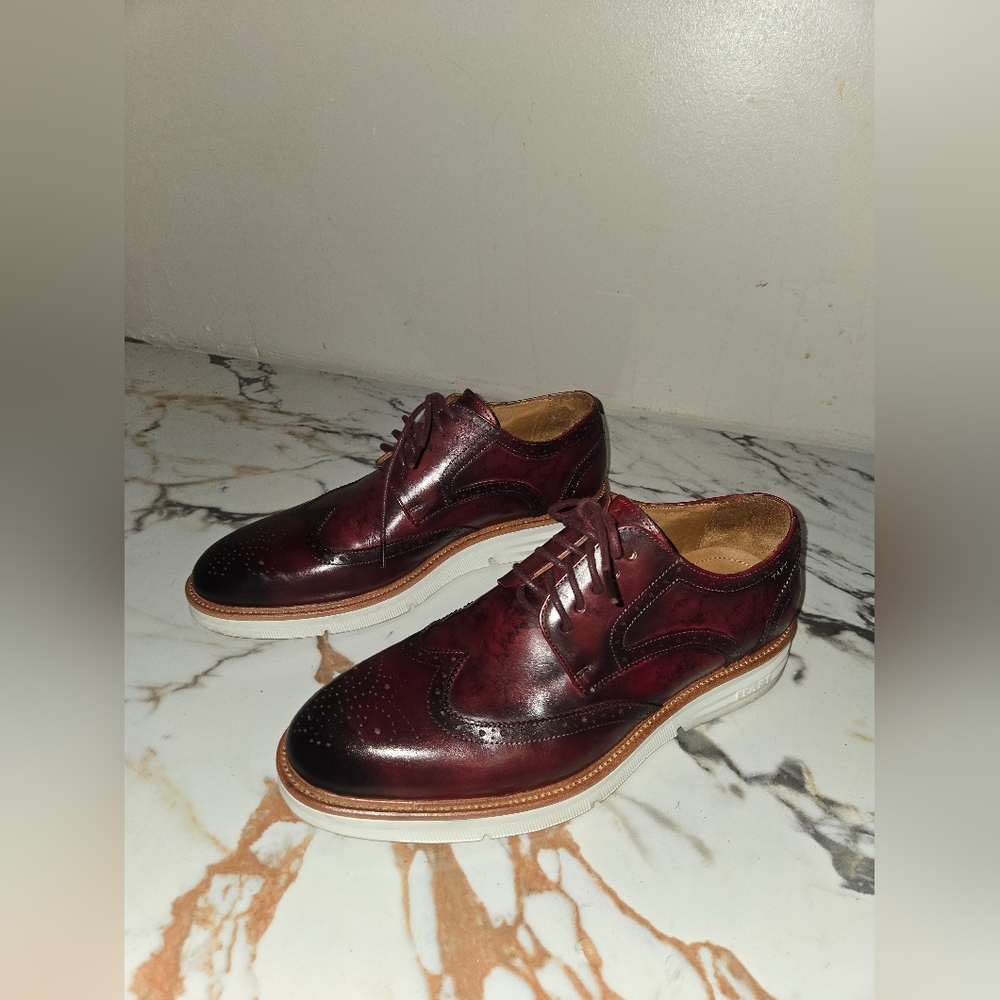 TAFT Mens Shoes, Size 10, Rtls For $345.00 Asking $150.00